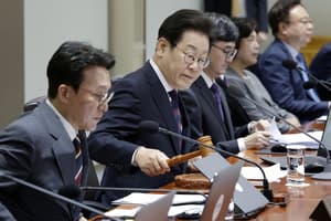 Article Main Image